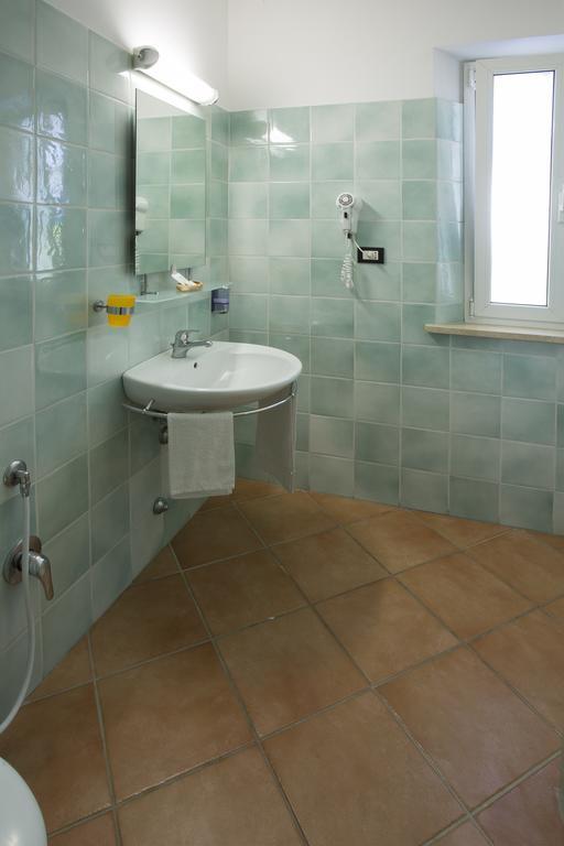 Hotel Vila Bahia Numana Szoba fotó