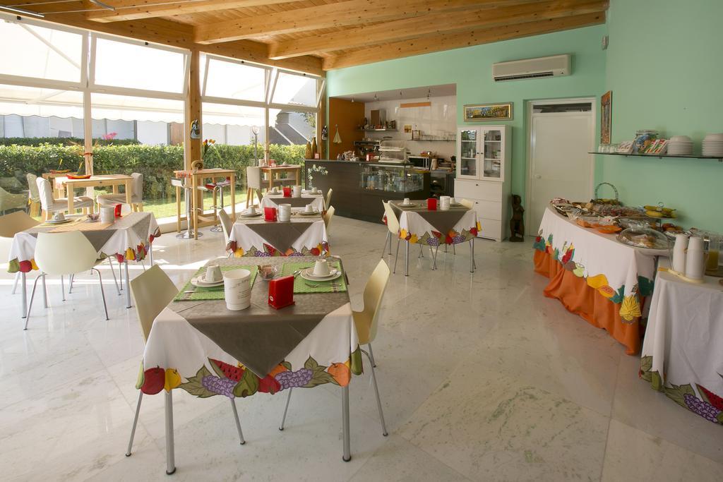 Hotel Vila Bahia Numana Kültér fotó